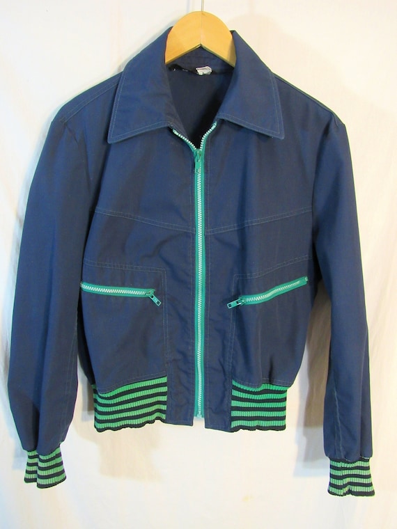 Vintage Obermeyer Women's Lightweight Jacket Bust 44" w/Knit Cuffs & Bottom Hem Size M Navy Blue/Green 1980's vey good shape - kinda neat!