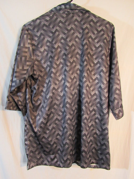 Vintage 1970s Vickie Wayne's Gray Parquet Print S… - image 4