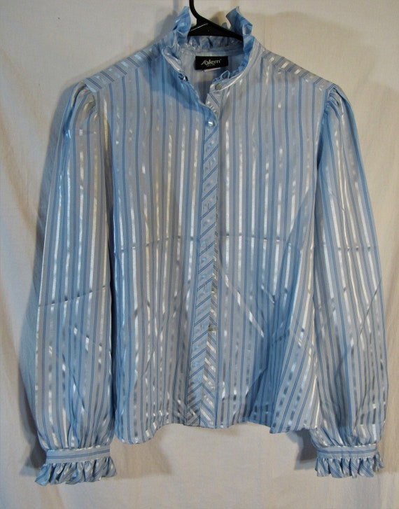 Vintage 1980s? Salem U.S.A. Blue Polyester Shiny S