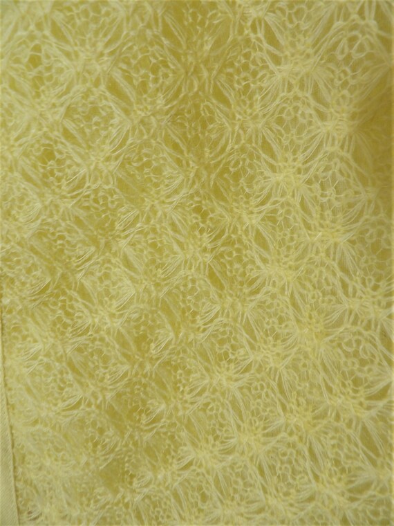 Vintage 1960's Gentex Yellow Lace Open-Front Card… - image 3