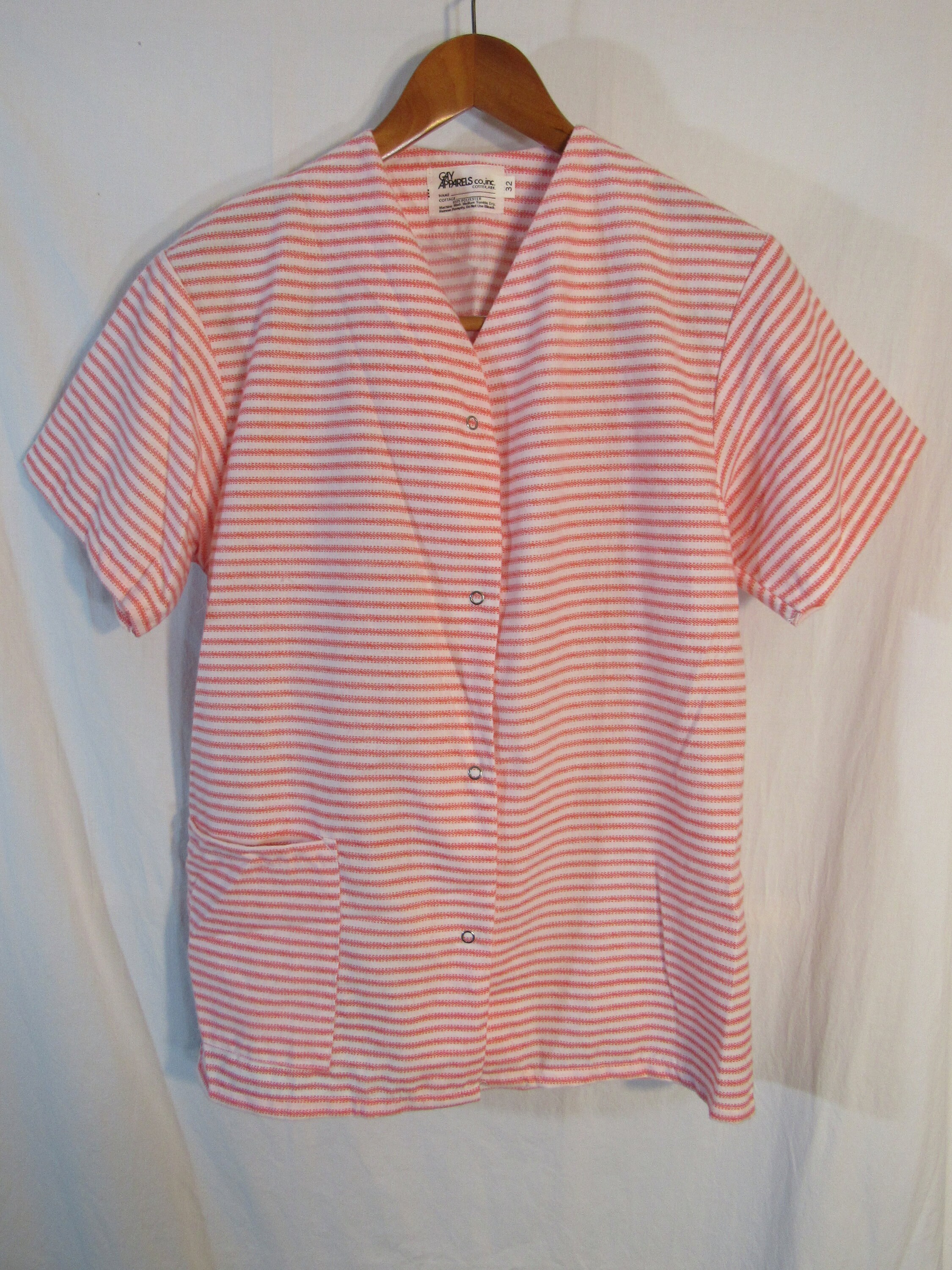 1970s Vintage Gay Apparels Women's Bust 36