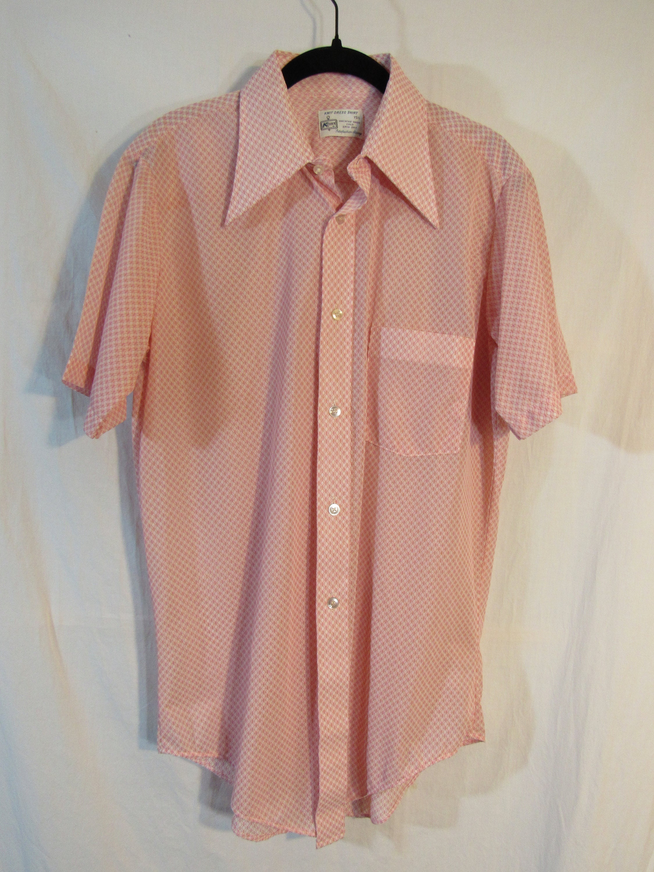 Vintage 1970s Unworn Kmart Knit Sheer Pink and White Polyester? Stylized  Check Pointy Collar Short Sleeve Shirt Men's 15 1/2 Chest 42