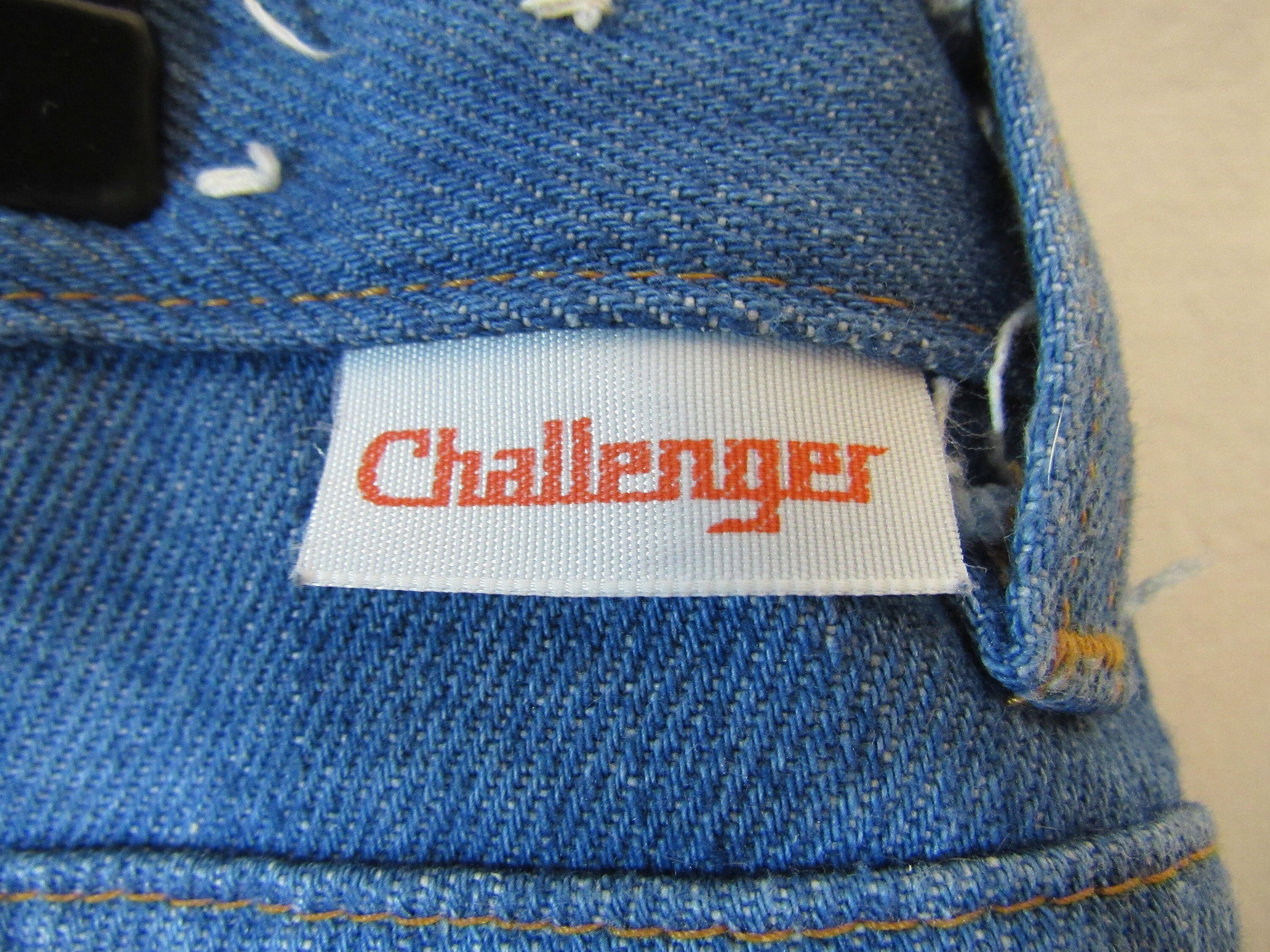 70s or 80s Vintage Kmart Challenger Men