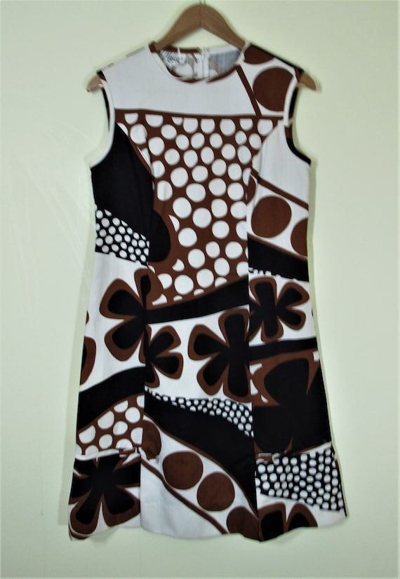 1960s? Malia Honolulu Mod Geometric Floral Graphic