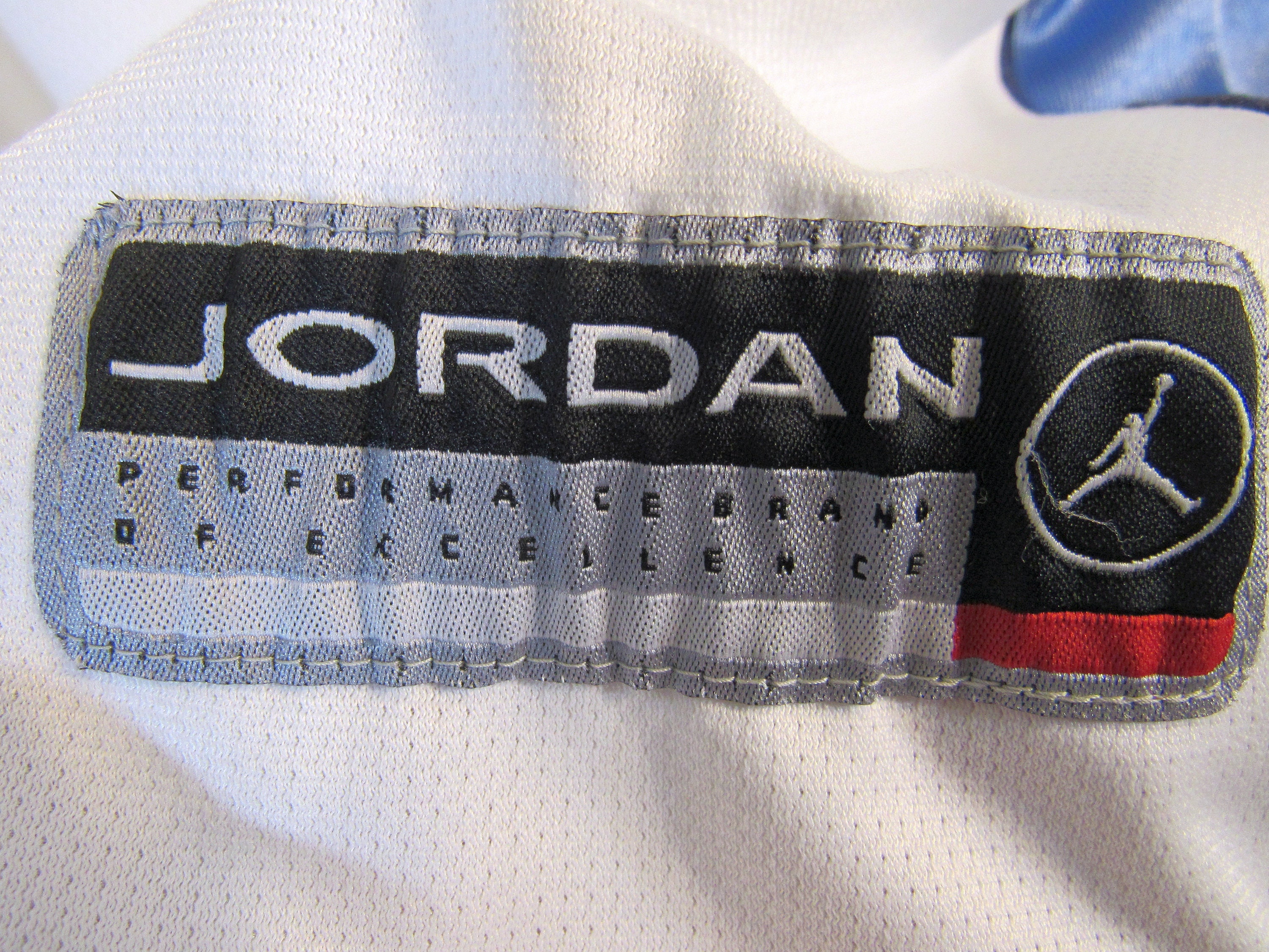Vintage 1990s Nike Air Jordan Men's North Carolina 1/4 Zip Short