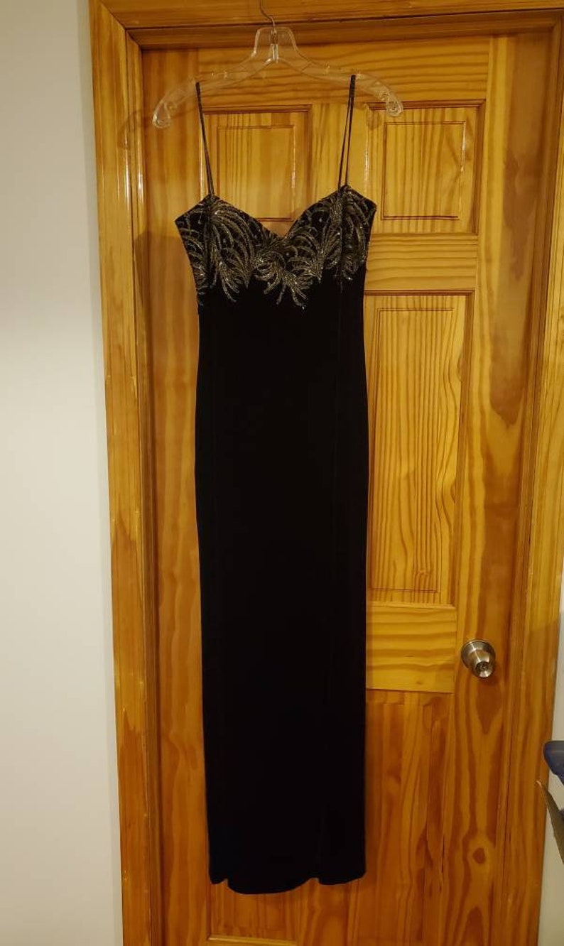 Carmen Marc Valvo Black Beaded Velvet Dress wBolero Jacket sz 10