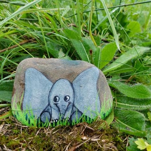Painted stone/elephant/gift/decoration/lucky charm