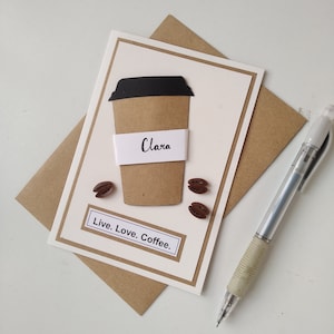Kaffeetasse-Grußkarte für alle Anlässe gemacht mit Papierkunst, personalisieren mit dem Namen des Empfängers
