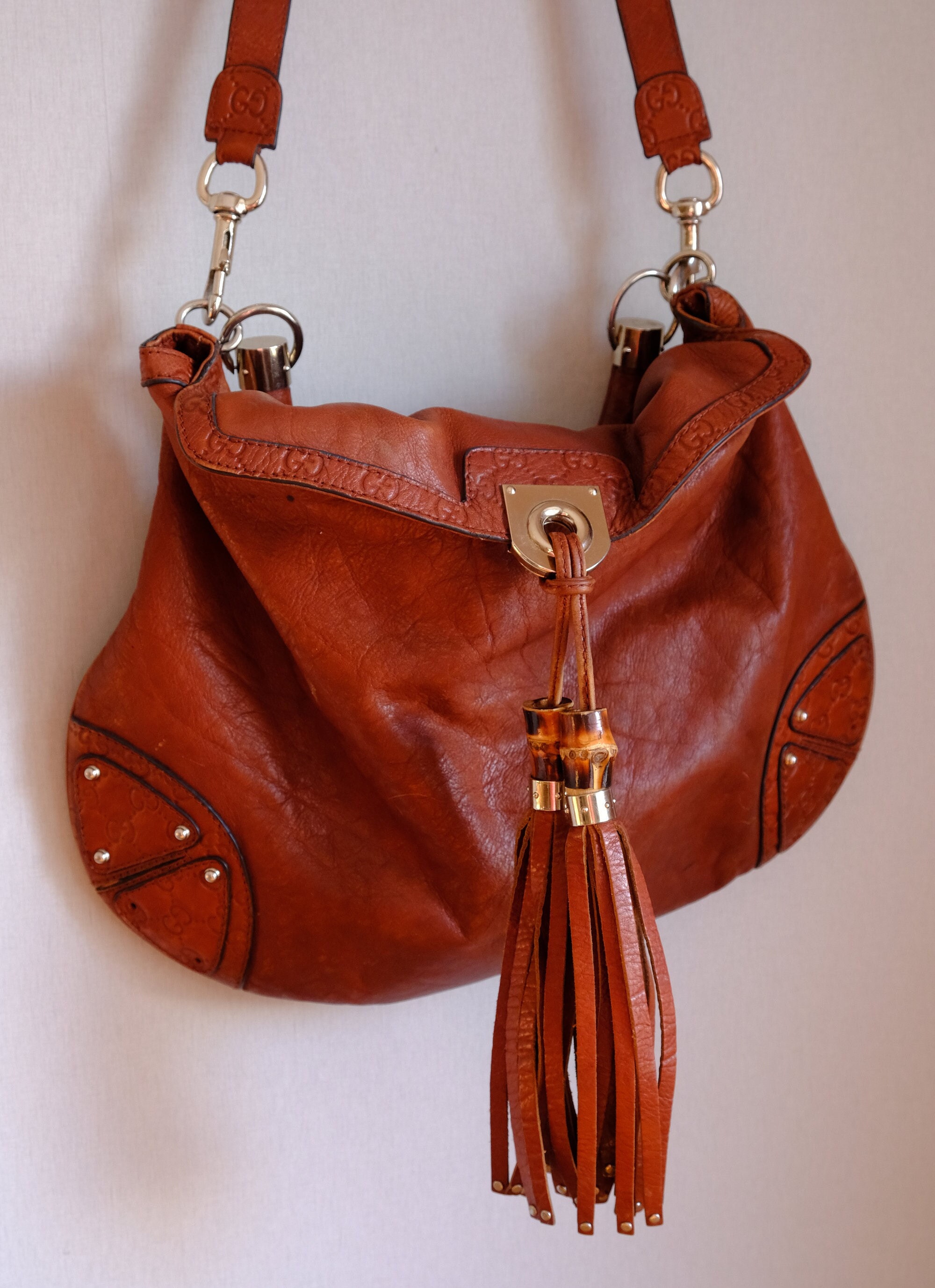 Vintage GUCCI Leather Bag//bamboo Indy Hobo//cognac//tassel Vintage GUCCI Leather Bag//bamboo Indy Hobo//cognac//tassel