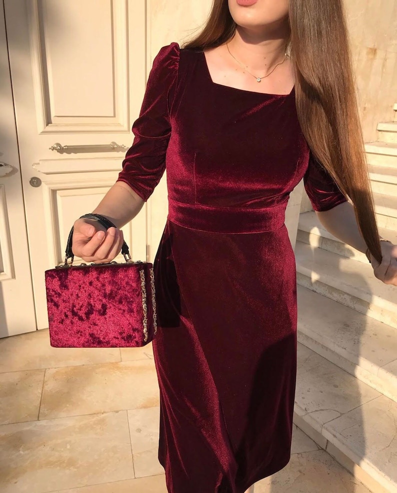 Vintage Midi Dress Dark Burgundy Color For Celebration Party