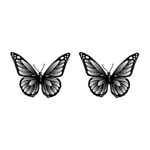 以下が含まれることがあります： 詳細な羽の模様が施された、2つのグレースケールバタフライデザイン。蝶は、濃いグレーから明るいグレーの色合いに変化するグラデーション効果があります。羽は黒で縁取られ、背景は白です。