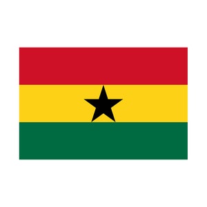 Puede incluir: La bandera de Ghana presenta tres bandas horizontales de color rojo, amarillo y verde. Una estrella negra de cinco puntas está centrada en la banda amarilla.