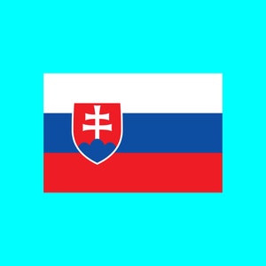 Puede incluir: La bandera de Eslovaquia, un tricolor horizontal de blanco, azul y rojo, con el escudo de armas eslovaco a la izquierda. El escudo presenta una cruz doble blanca sobre tres montañas azules.