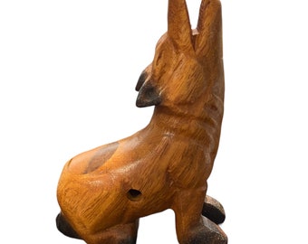 Silbato musical pequeño de roble oscuro de 4,5 pulgadas con forma de lobo.
