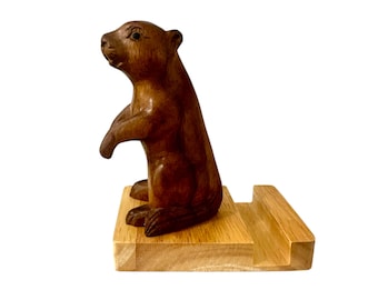 Handmade Wooden Groundhog Phone Holder – Desktop Stand