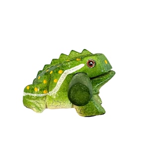 2&quot; Green Leaf Frog Musical  Percussion Instrument