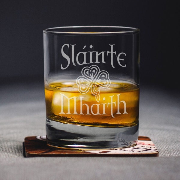 Slainte' Mhaith Irish Rocks Glass. St Patricks Day St Paddy's. Celtic Knot Glass Gaelic Saying Whiskey Glass. To Your Health Gaelic Cheers.