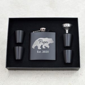 Papa Bear Flask Set. Personalized Dad Flask Set. Custom Dad Baby Shower Gift Flask. New Dad Gift. Dad Established Year Flask. First Time Dad
