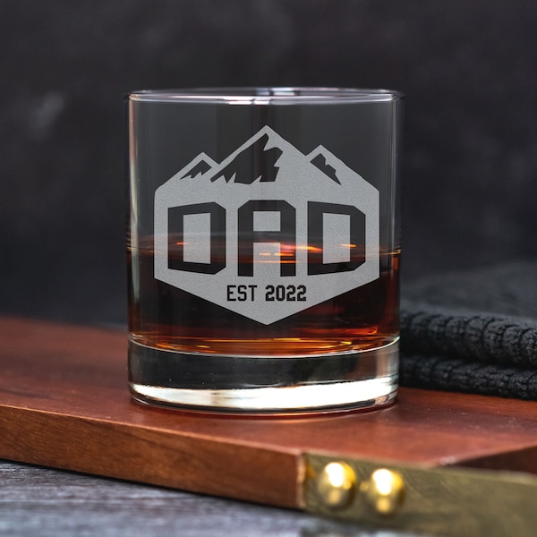 Outdoorsy Dad Gift. Engraved Whiskey Glass Personalized. Custom Rocks Glass for Father's Day. Unique Gift for Outdoor Enthusiasts