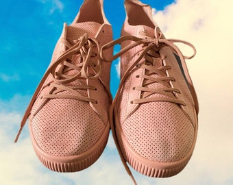 Women Saddle Shoes on Poshmark Women Saddle Shoes on Poshmark