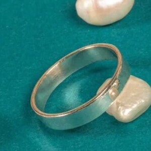 Cock ring - Wikipedia
