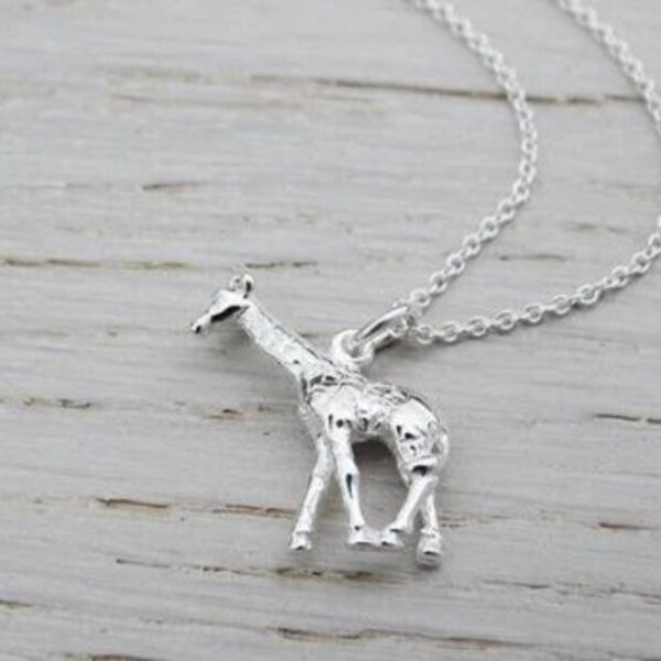 Collier de girafe, Pendentif de charme de girafe en argent 925, Bijoux safari pour animaux pour femmes, Cadeau pour elle, Bijoux d’animaux, Pendentif en argent, Bijoux cadeaux