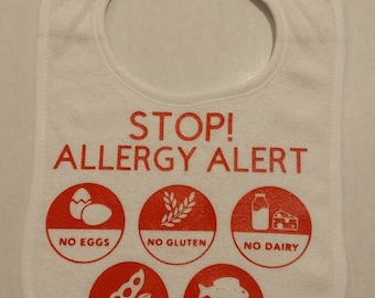 Baberos para concienciar sobre las alergias