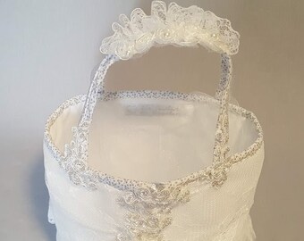 Small bridal bag, beaded by hand