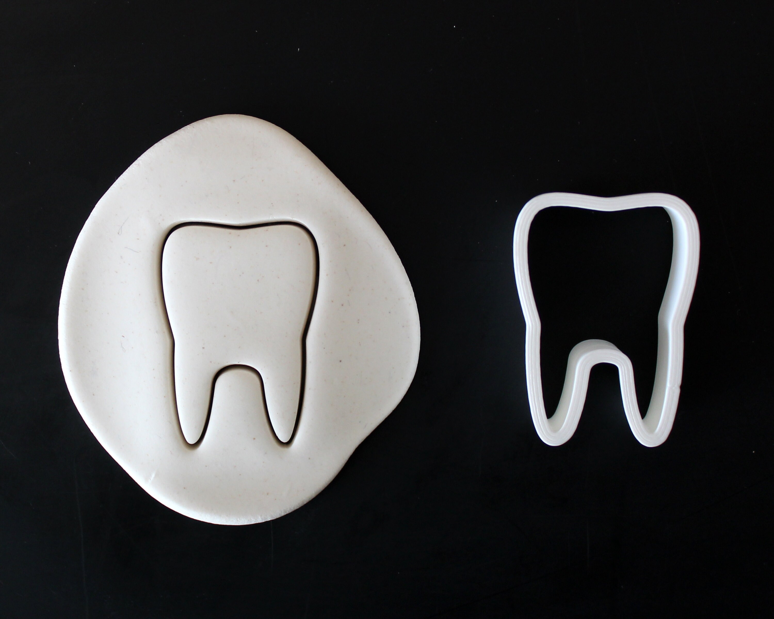 Clay Cutter Tooth Tin Cookie Cutter