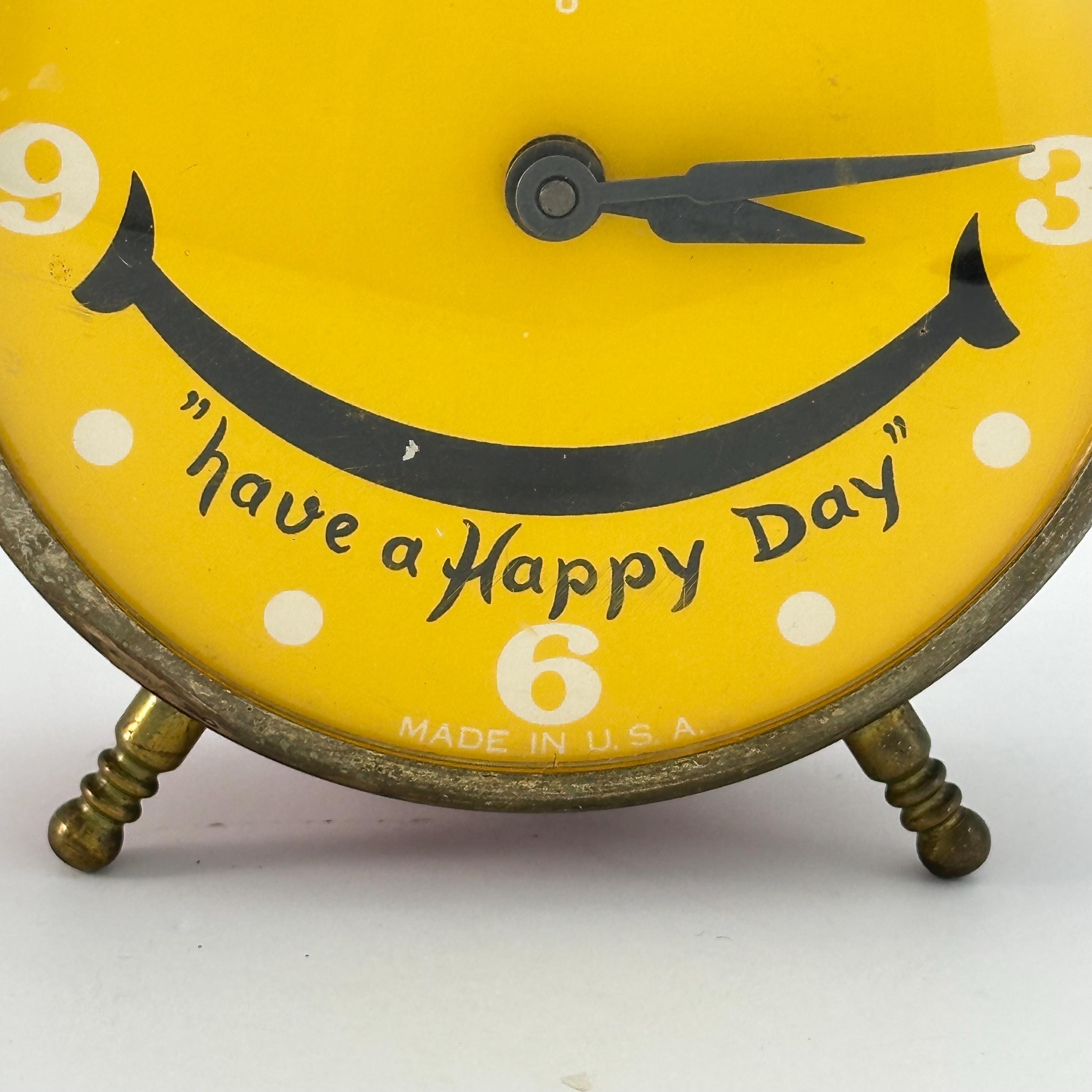 Vintage Smiley Face Alarm Clock, Yellow Retro Desk Clocks, Home