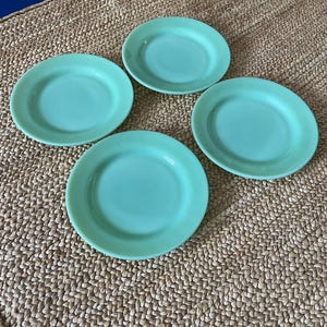 Vintage Jadeite - Set of 4 Rare G316  Fire King Jadeite Jadeite 8” Restaurant Ware Luncheon Plates
