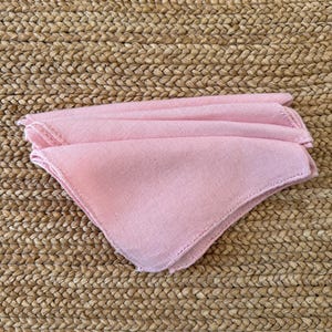 Vintage Set of 4 Light Pink Cloth Napkins - MCM Napkin Set - Linen? Starched and Folded Napkins