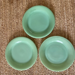 Vintage Jadeite - Set of 3 Fire King Jadite Restaurant Ware Nine Inch Dinner Plates Oven Ware Made in USA- 9&#39;&#39; Dinner Plates Restaurant Ware