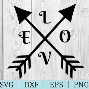 Puede incluir: Diseño gráfico en blanco y negro de dos flechas cruzadas con la palabra "LOVE" escrita en una fuente estilizada alrededor de las flechas.