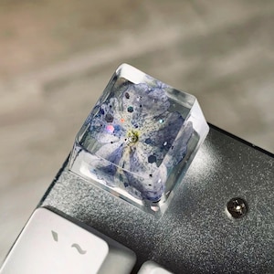 Handmade Keycap with Real Flower and Glitter | Unique resin keycap for Mechanical Keyboard | OEM profile | Cherry MX Compatible