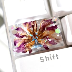 CapsLock Resin Keycap with Flower and Glitter for Mechanical Keyboard | Unique creation | MX-Style Stem | OEM Profile