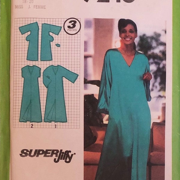 Vintage 1970's, Pullover Caftan Sewing Pattern Simplicity 9246. Size 18-20. Bust: 40-42".  Plus Size, Crepe, Silk, Lounge Wear, Robe. UNCUT!