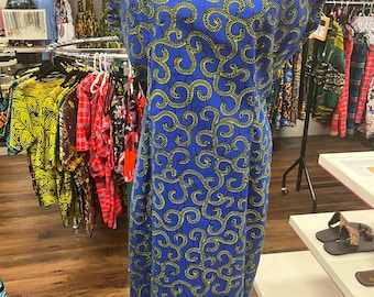 African kitenge. Fit and slim petite dress.  Women small size. Nigerian ethnic women dress. Kitenge patterned women dress.