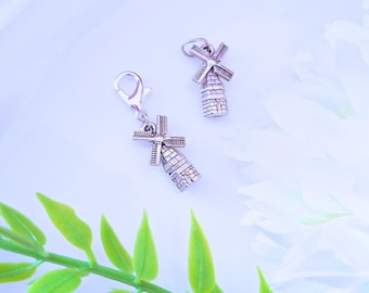 Dije de molino de viento de plata antiguo: accesorio para agenda, llavero o pulsera.