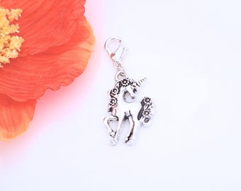 Silberfarbenes Einhorn Clip-On Charm, Fantasy Schlüsselanhänger, Journal Accessoire
