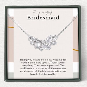 Geschenkdoos bruidsmeisjessieraden van bruid • Vintage geïnspireerde bruidsketting in antieke stijl • Kristallen parel- en diamanten ketting
