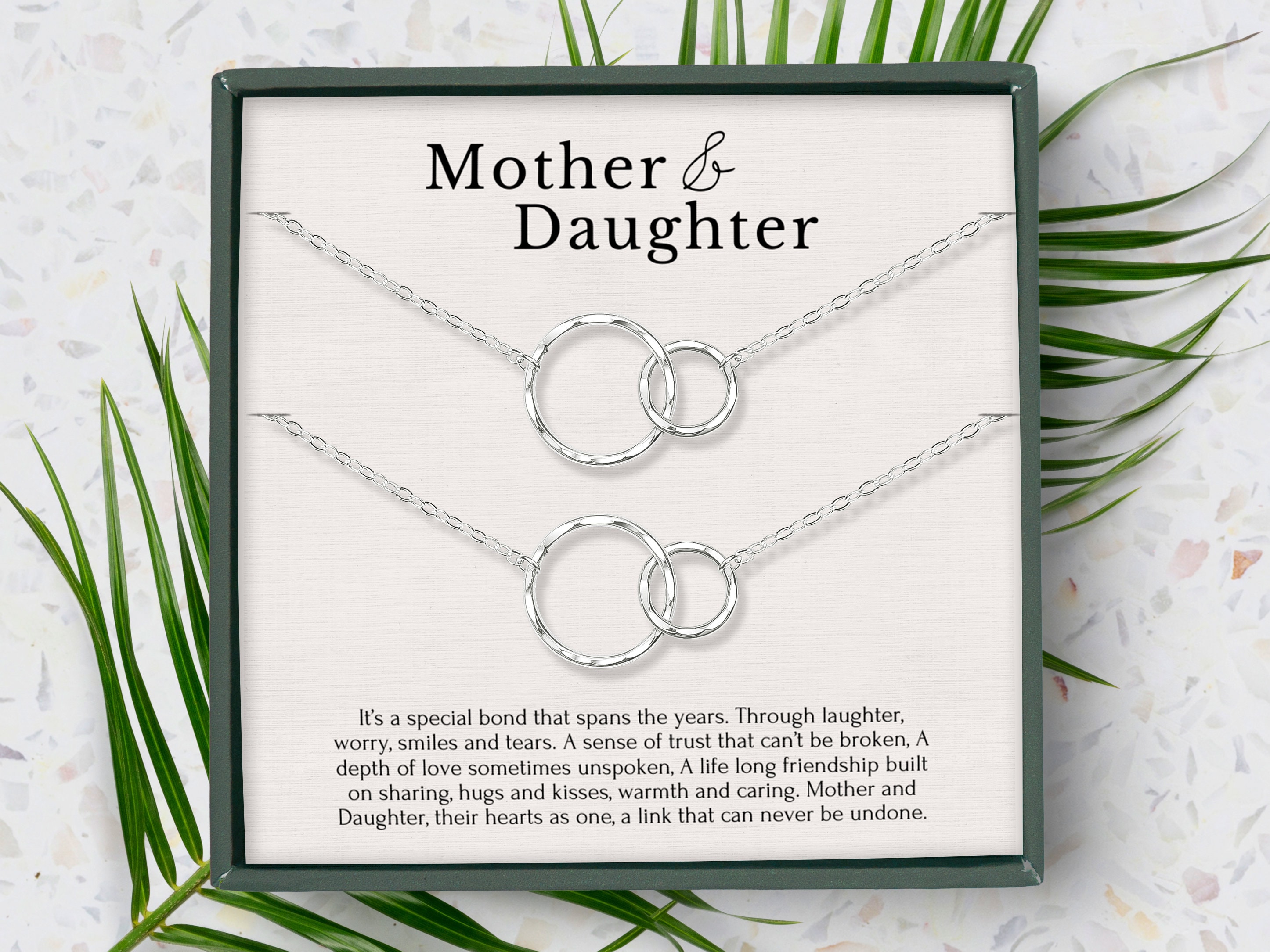 Christmas Gifts for Daughter - Mother and Daughter Necklace - Hearts As One - Interlocking Circle Necklace