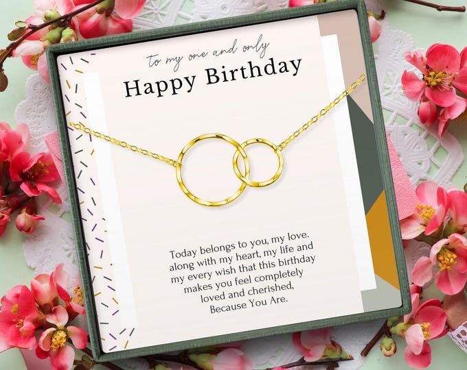 Birthday Gift for Wife, Gift from Husband, Birthday Necklace in Sterling Silver, Gift for Women, Interlocking Circles, Minimalist Jewelry