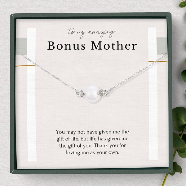 Bonus mom gift from bride, Bonus mom necklace, Stepmom wedding gift from the groom, Dainty pearl necklace, Sterling Silver