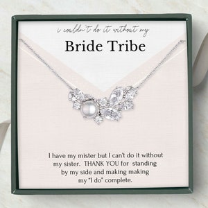 Sieraden bruidsmeisje • Geschenkdoos bruidsstam • Vintage geïnspireerde bruidsketting in antieke stijl • Geclusterde kristallen parel en diamanten ketting