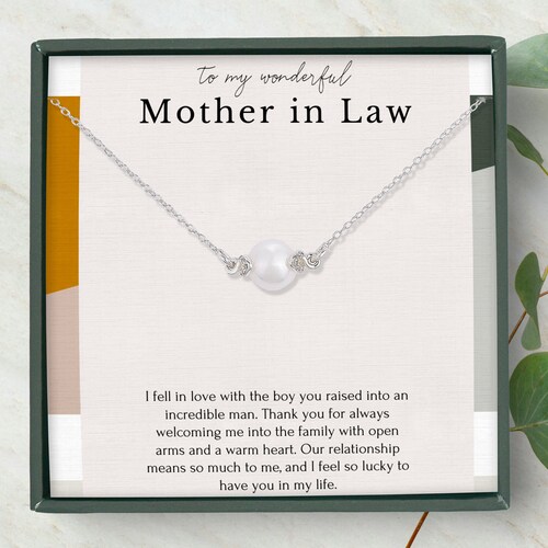 pearl necklace wedding gift