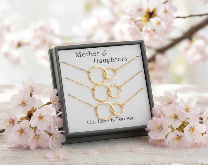 Mom and 2 Daughters Necklace Set of 3 Circle Pendant Jewelry for Mom and 2 Daughters, Handmade Gold & Sterling Silver, Mother's Day Gift