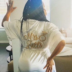 Bride to be Wedding Day robe| Personalized Mrs Glitter Robe|Bridesmaid Robes, Personalized robes for bridal party for wedding day