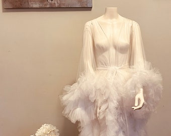 Bride Tulle Ruffle Robe with Train|Bridal Boudoir |Luxury Bride Robe| Wedding day Robe| White tulle train robe