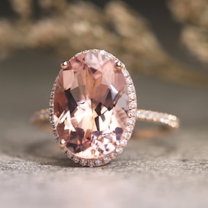 Oval Morganite Engagement Ring 14K Rose Gold Ring 10x14mm Peachy Pink Morganite Ring Diamond Wedding Band Rings For Women Halo Diamond Ring